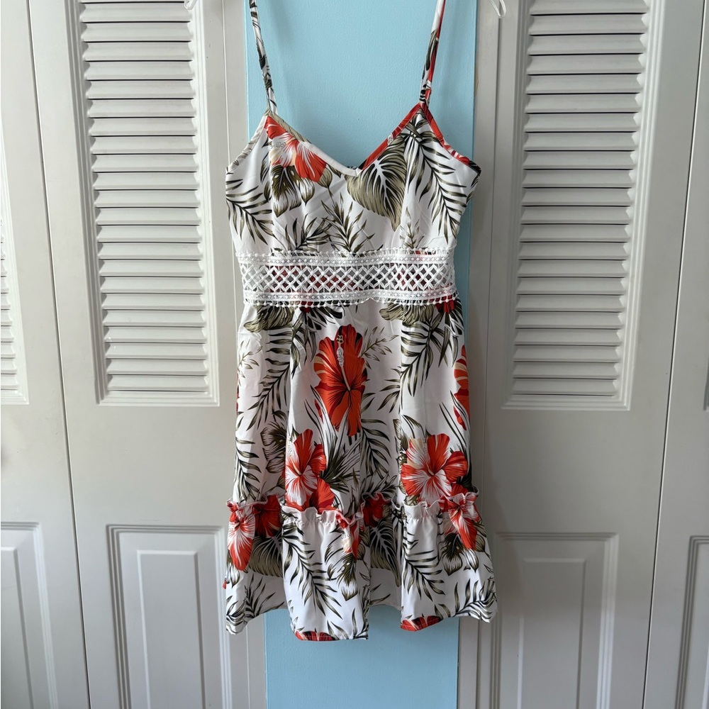 New SHEIN flowered dress with mid lace detail and ruffled bottom. Adj straps.